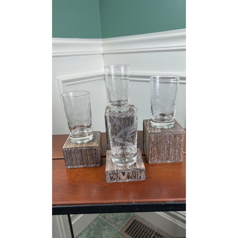 Mid Century Modern Wheat Motif Etched Juice Glasses.
